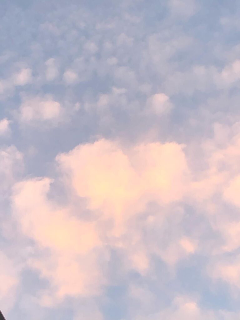 Esiemade Haaled Pilv Suda 768x1024